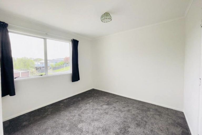 Photo of property in 90 Oriel Avenue, Tawa, Wellington, 5028