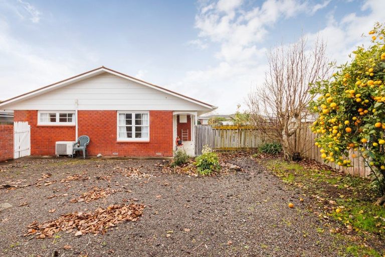 Photo of property in 14 Mudgway Place, Awapuni, Palmerston North, 4412