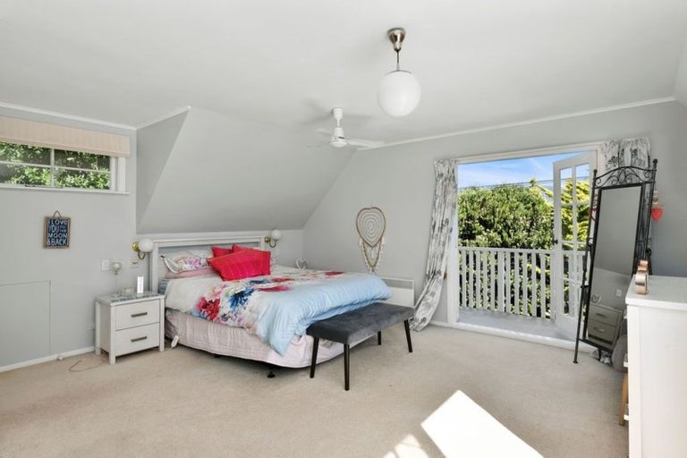 Photo of property in 19 Kainui Road, Raumati South, Paraparaumu, 5032