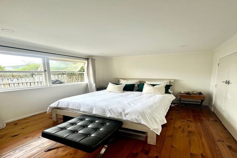 Photo of property in 1/31 Raines Avenue, Forrest Hill, Auckland, 0620