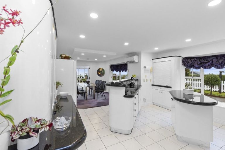 Photo of property in 12 Lindis Lane, Kelson, Lower Hutt, 5010
