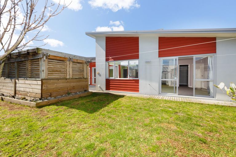 Photo of property in 16 Coral Drive, Papamoa Beach, Papamoa, 3118