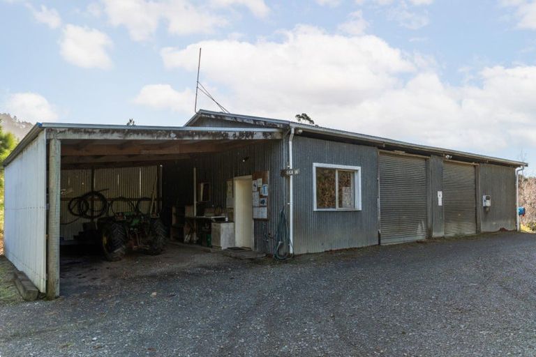 Photo of property in 910 State Highway 2, Tanners Point, Katikati, 3177