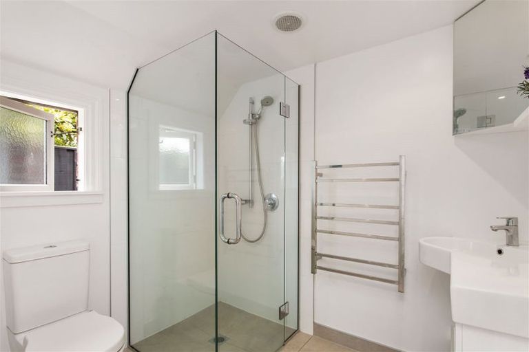 Photo of property in 20 Poynder Avenue, Merivale, Christchurch, 8014