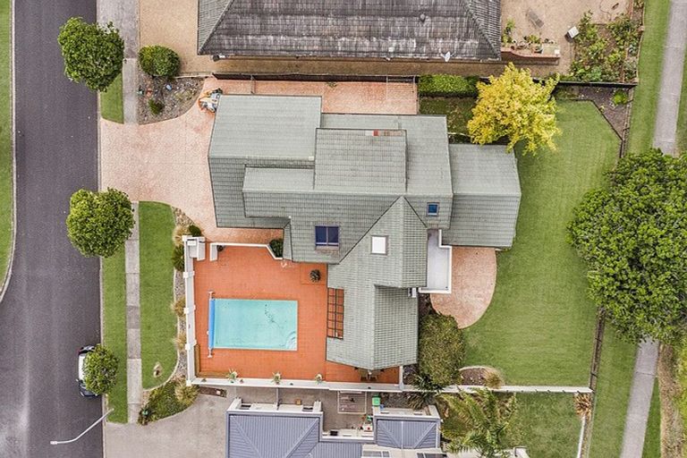 Photo of property in 82 Glenross Drive, Wattle Downs, Auckland, 2103