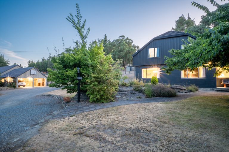 Photo of property in 97 Letts Gully Road, Letts Gully, Alexandra, 9393