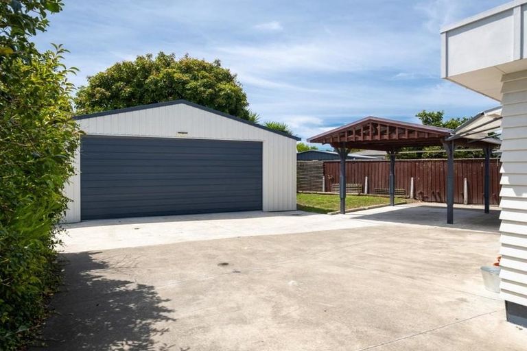 Photo of property in 27 Magdalen Crescent, Pirimai, Napier, 4112
