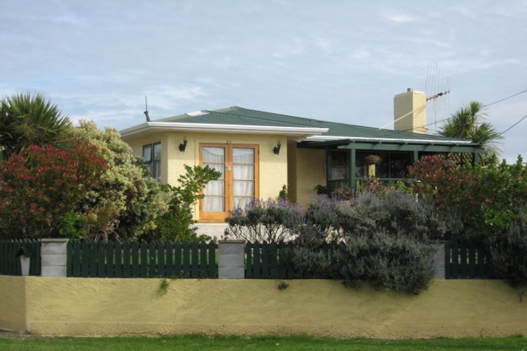 Photo of property in 31 Mosston Road, Castlecliff, Whanganui, 4501