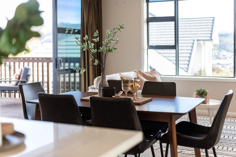 Photo of property in 13 Wangapeka Way, Aotea, Porirua, 5024