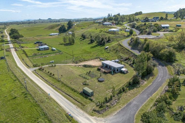 Photo of property in 87 River Road, Otane, Waipawa, 4271