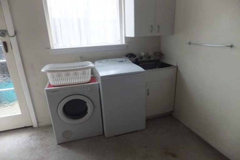 Photo of property in 1/1 Coles Place, St Albans, Christchurch, 8014