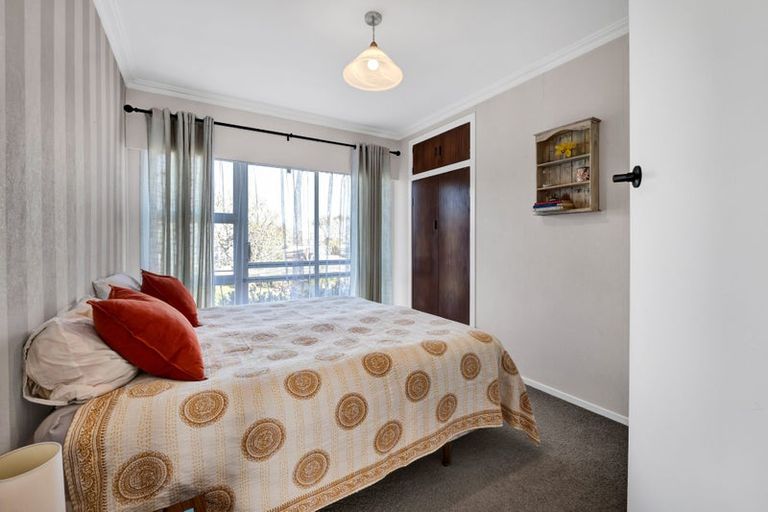 Photo of property in 17 Dives Avenue, Hawera, 4610