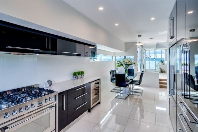 Photo of property in 37 Hardinge Road, Ahuriri, Napier, 4110