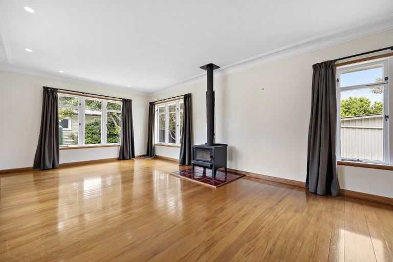 Photo of property in 21 North Road, Clevedon, Papakura, 2582