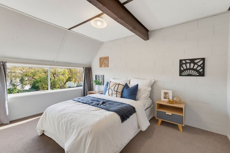 Photo of property in 1 Quinton Place, Bishopdale, Christchurch, 8053