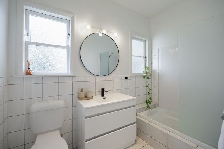 Photo of property in 41 Nuffield Avenue, Marewa, Napier, 4110