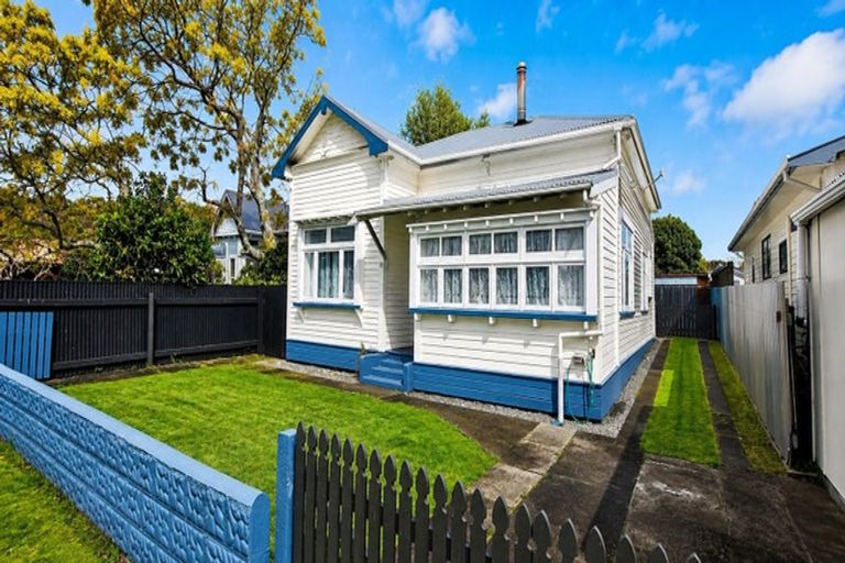 Photo of property in 10 Kawakawa Street, Whanganui East, Whanganui, 4500