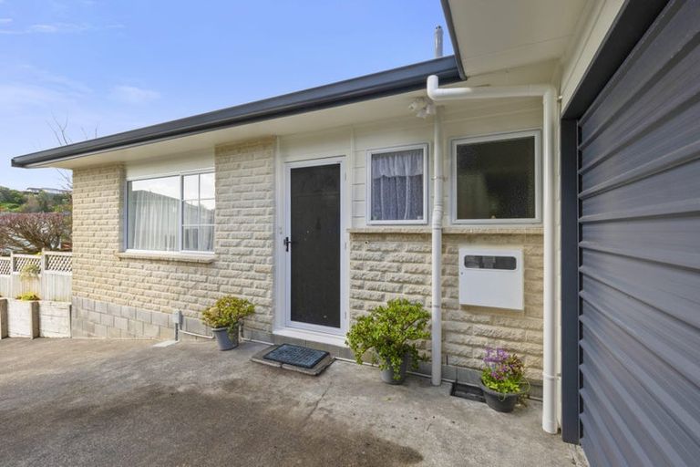 Photo of property in 3 Salcombe Terrace, Welbourn, New Plymouth, 4312