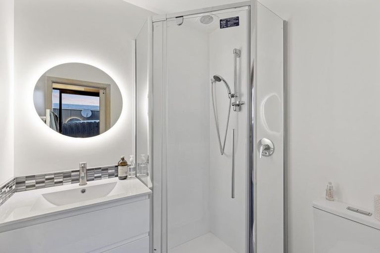 Photo of property in 7b Lyn Grove, Papamoa Beach, Papamoa, 3118