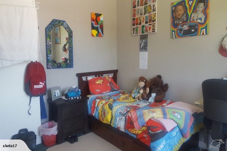 Photo of property in 26-26a Amundsen Grove, Stokes Valley, Lower Hutt, 5019