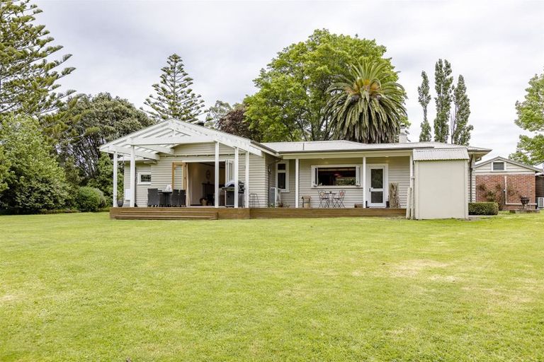 Photo of property in 1387 Colyton Road, Ashhurst, Palmerston North, 4470
