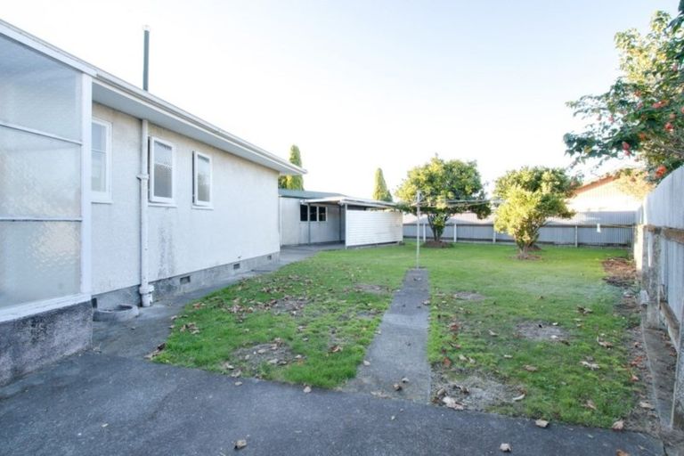Photo of property in 16 Allen Berry Avenue, Pirimai, Napier, 4112