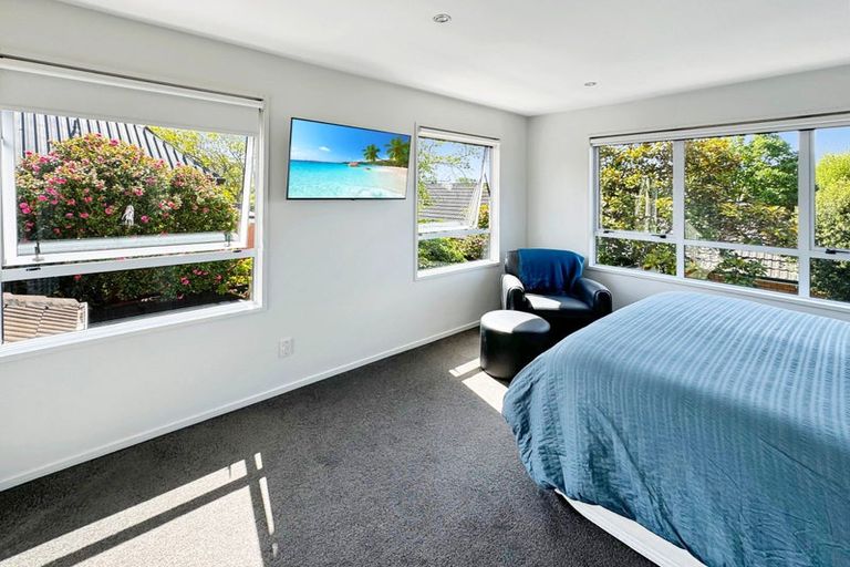 Photo of property in 70 Lake Terrace Road, Burwood, Christchurch, 8061