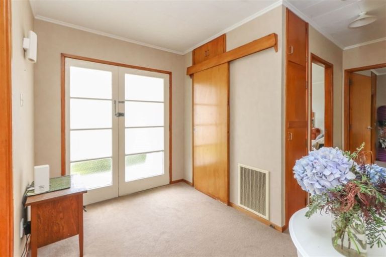 Photo of property in 18a Miro Street, Inglewood, 4330