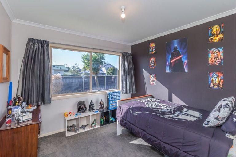 Photo of property in 166 Bartholomew Road, Levin, 5510