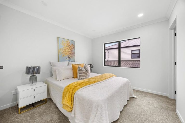 Photo of property in 39 Park Green Avenue, Rosehill, Papakura, 2113