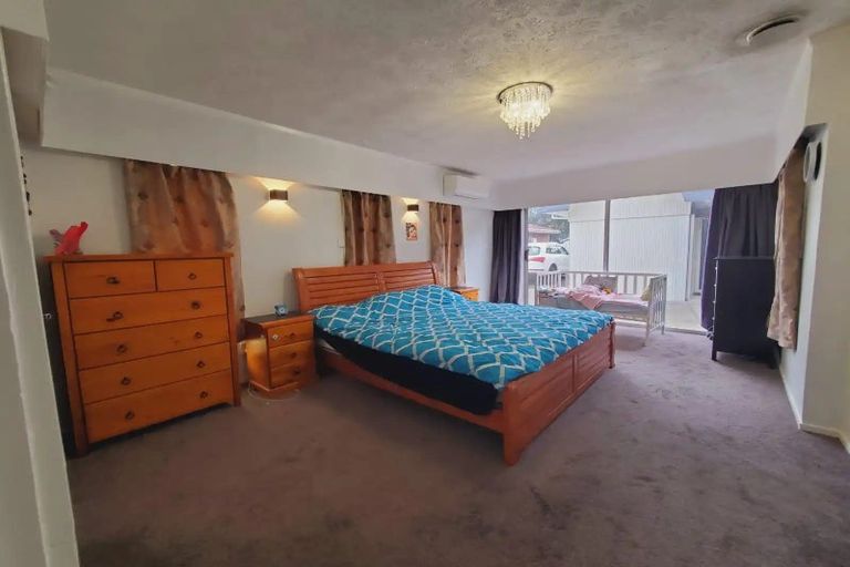 Photo of property in 18 Bellfield Road, Opaheke, Papakura, 2113