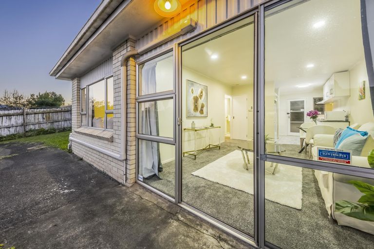 Photo of property in 1/13 Heron Place, Pakuranga Heights, Auckland, 2010