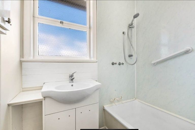 Photo of property in 410 Hibiscus Coast Highway, Orewa, 0931