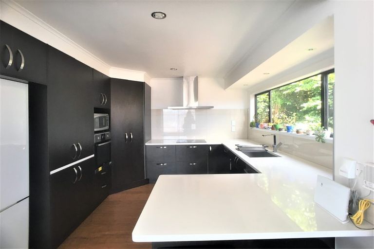 Photo of property in 1/20 Sunnyview Avenue, Shelly Park, Auckland, 2014