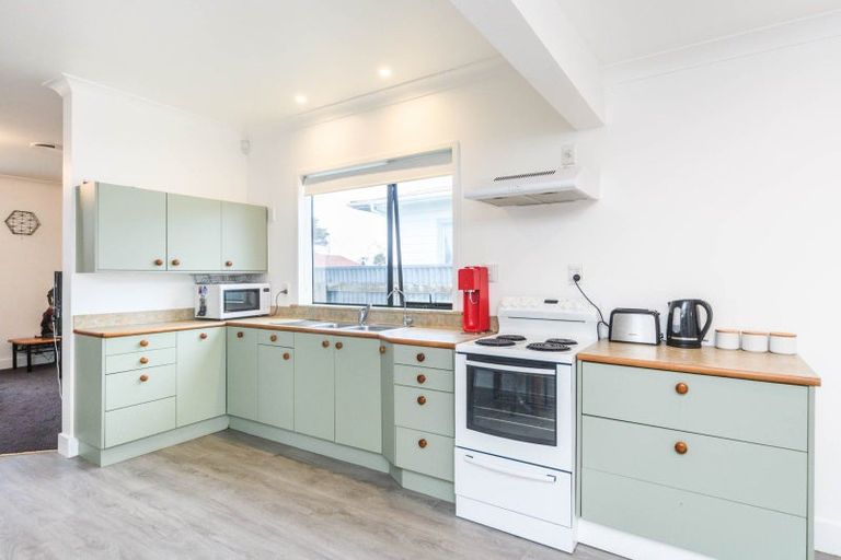 Photo of property in 129 Church Street, West End, Palmerston North, 4412