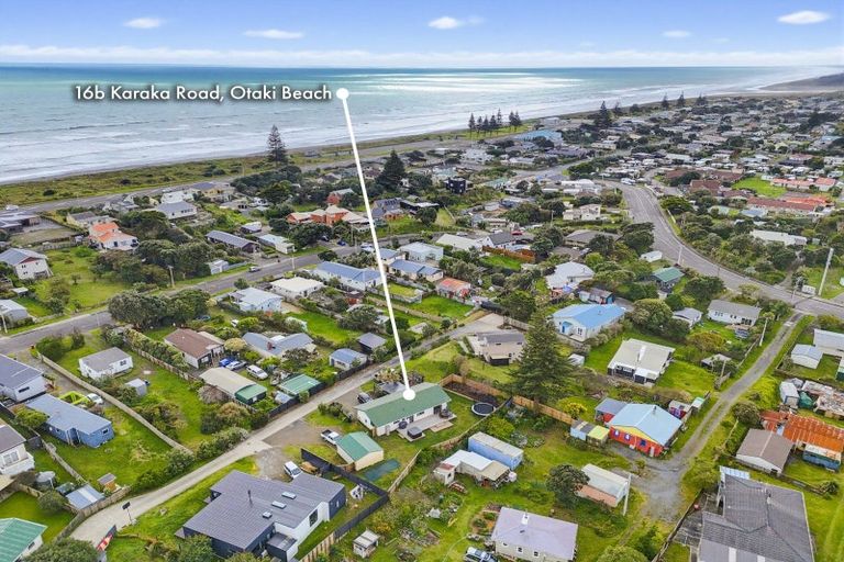 Photo of property in 16b Karaka Street, Otaki Beach, Otaki, 5512