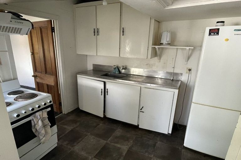 Photo of property in 15 Agnew Street, North Dunedin, Dunedin, 9016