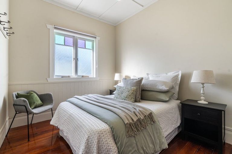 Photo of property in 39 Warwick Avenue, Westmere, Auckland, 1022