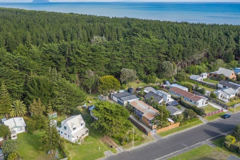 Photo of property in 23 Hydrabad Drive, Waitarere Beach, Levin, 5510