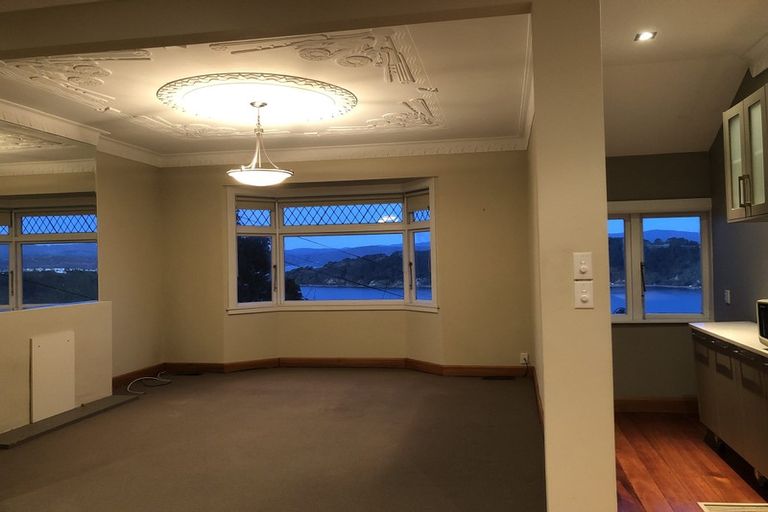 Photo of property in 108 Grafton Road, Roseneath, Wellington, 6011