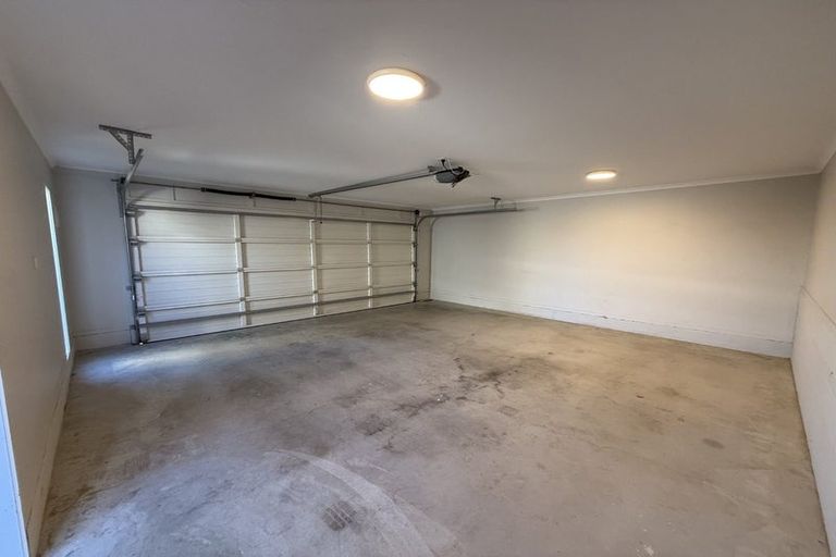 Photo of property in 10 Pukewhero Rise, Westgate, Auckland, 0614
