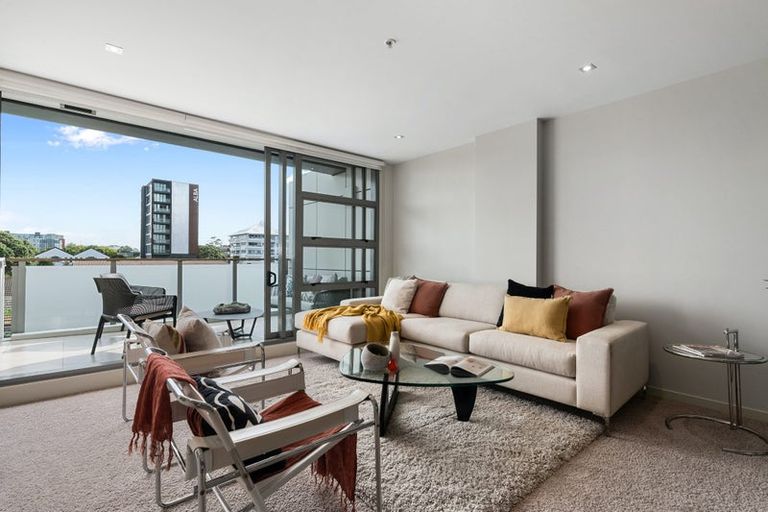 Photo of property in Maison Apartments, 307/16 Huron Street, Takapuna, Auckland, 0622