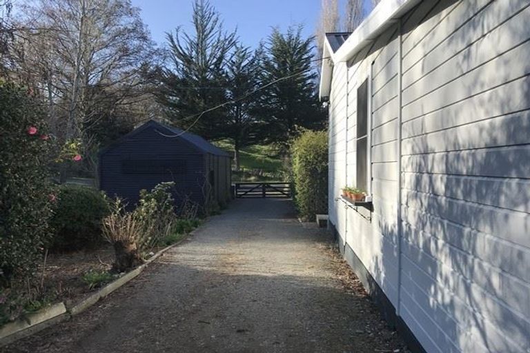 Photo of property in 9 Grammar Street, Kimbolton, 4777