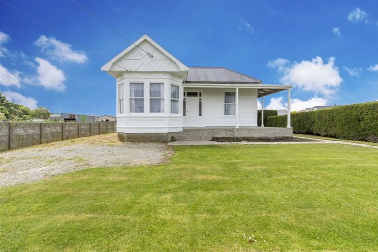 Photo of property in 2 Scott Street, Mataura, 9712