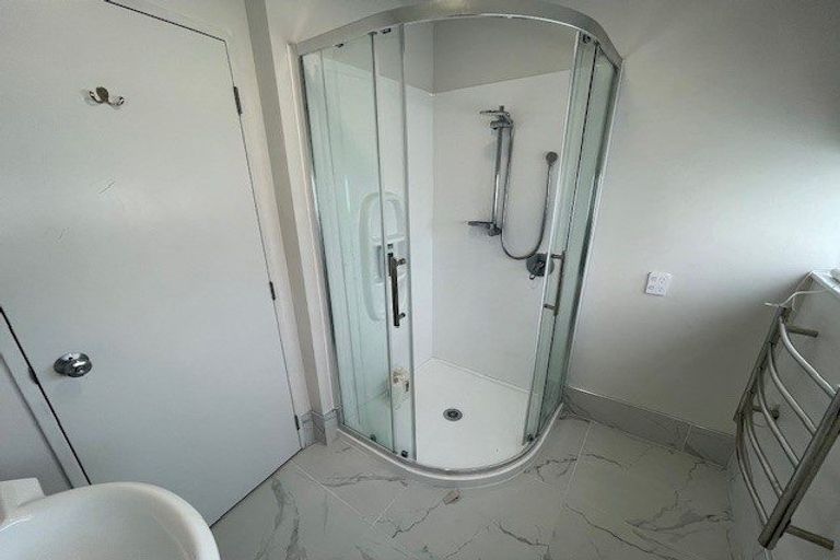 Photo of property in 6/19 Ocean View Road, Hillcrest, Auckland, 0627