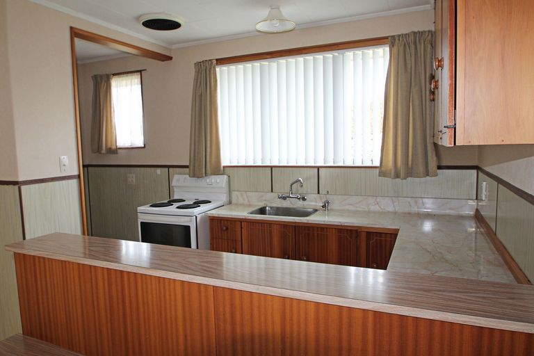 Photo of property in 8a Stuart Street, Holmes Hill, Oamaru, 9401