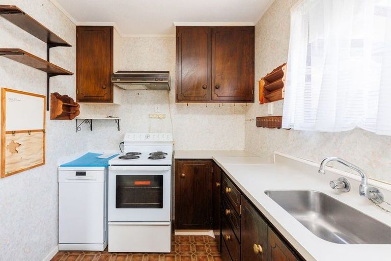 Photo of property in 17 Jupiter Street, Milson, Palmerston North, 4414