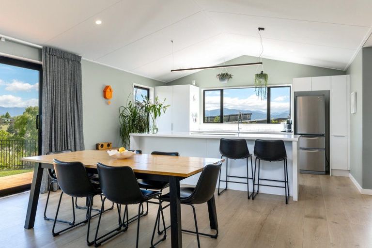 Photo of property in 19 Golf View Close, Fairhall, 7272