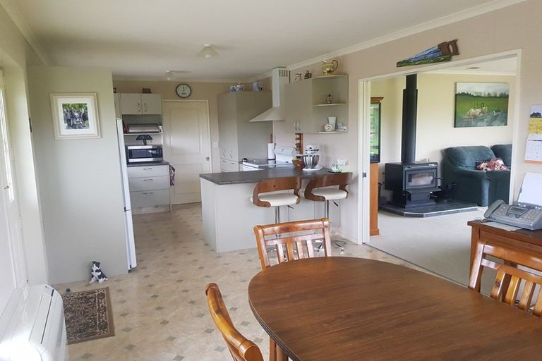 Photo of property in 14 Hall Road, Lovells Flat, Milton, 9292