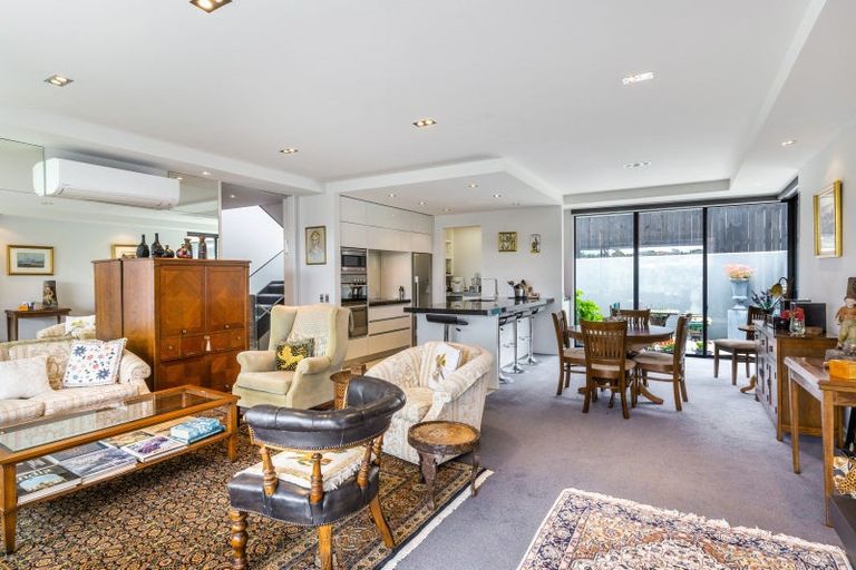 Photo of property in 4/5 The Moorings, Two Mile Bay, Taupo, 3330